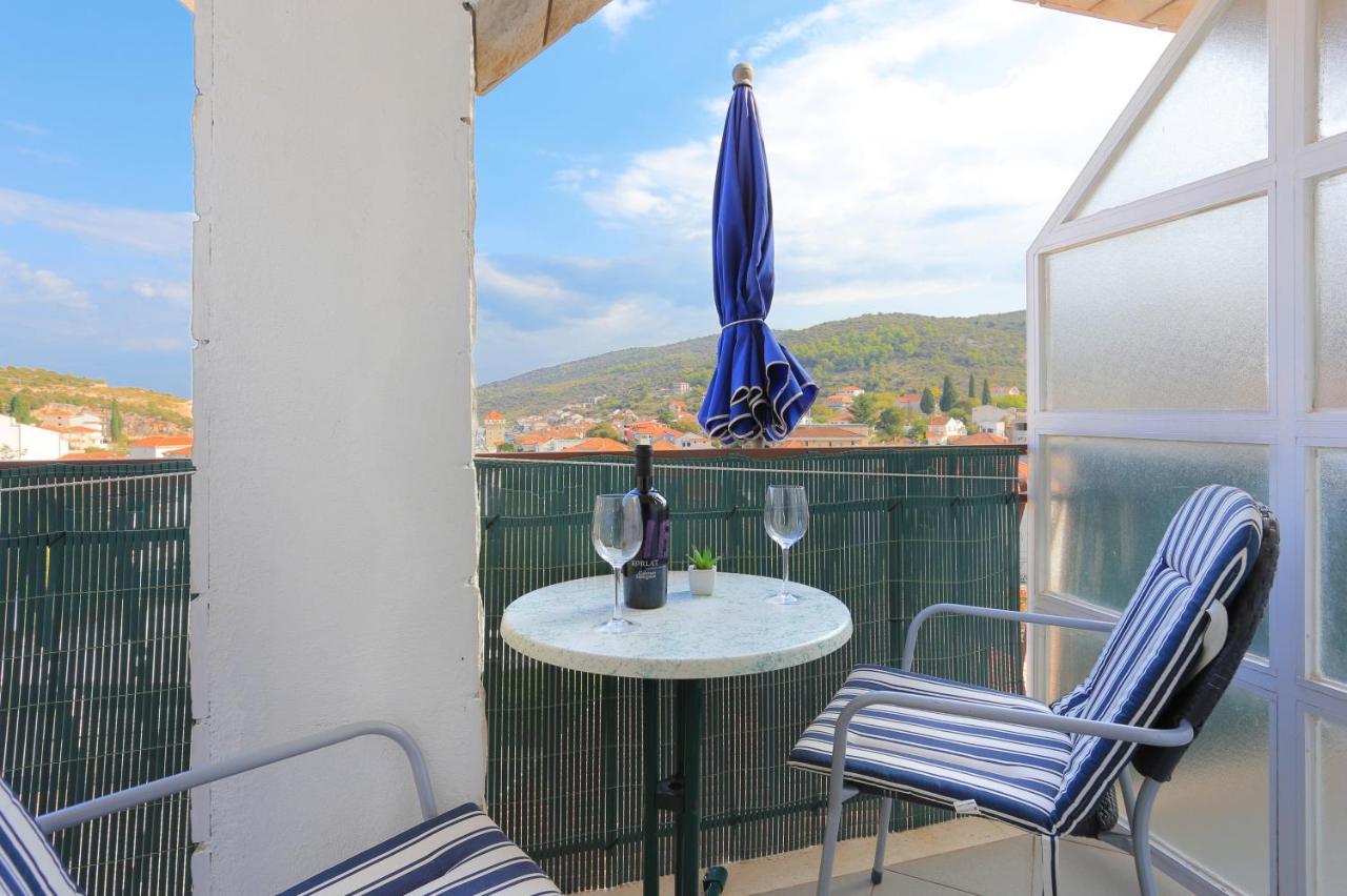 Apartments And Rooms With Parking Space Marina, Trogir - 5953 Ngoại thất bức ảnh