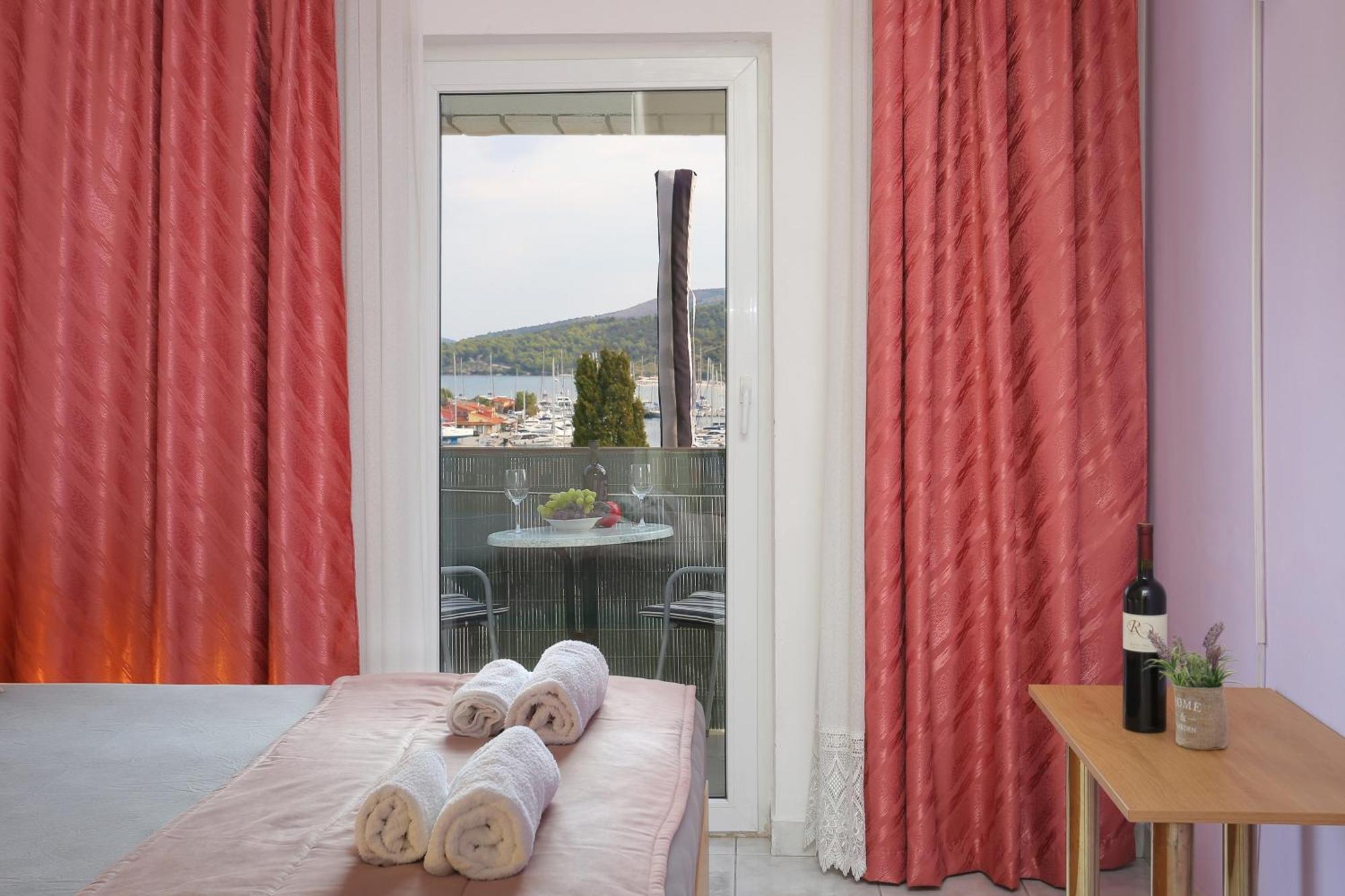 Apartments And Rooms With Parking Space Marina, Trogir - 5953 Phòng bức ảnh