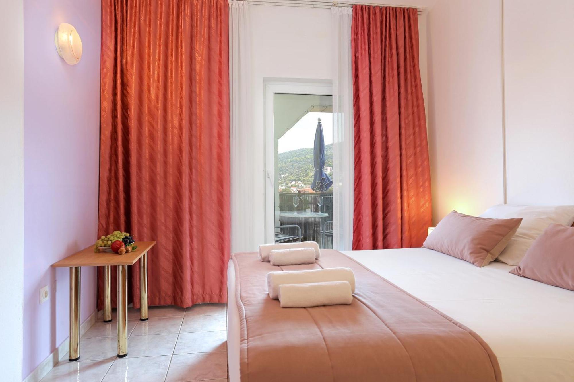 Apartments And Rooms With Parking Space Marina, Trogir - 5953 Phòng bức ảnh